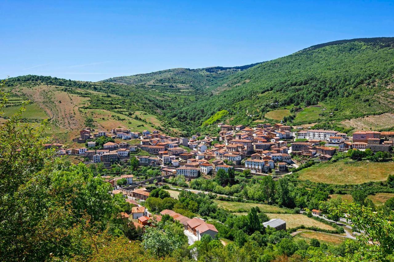 Posada Hoyos De Iregua 比略斯拉达德卡梅罗斯 外观 照片
